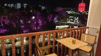 Huaqiao River View Homestay (Qianzhou Ancient City)