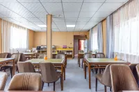Xinfeng·Silk Road Leisure Time Holiday Hotel - sarapan