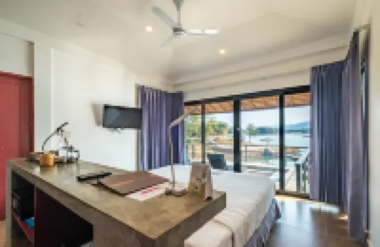 The Sanctuary Nam Ngum Beach Resort