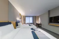Homeinn Selected Hotel (Jiayu Jinxiuhuayuan) Hotels in Jiayu County