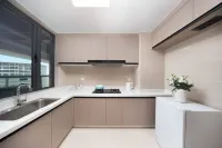 Zhoushan Yuelu Resort Hotel (Zhujiajian Wugongshi Wharf Putuoshan Airport)