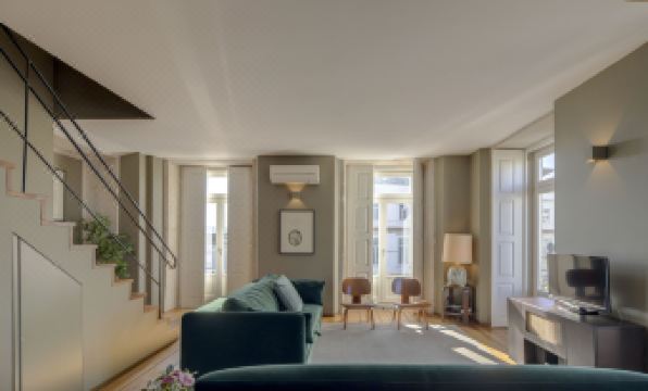 Condes de Azevedo Palace Apartments