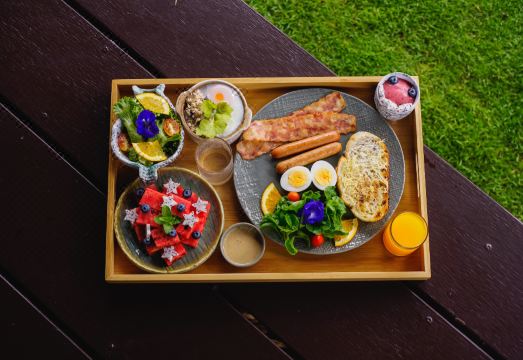 럭셔리한 리조트 침실 내부