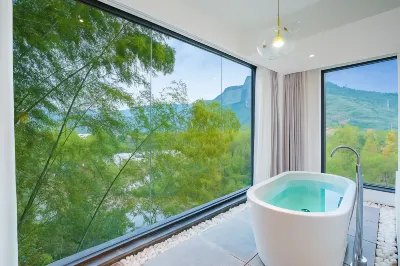 Xingyi Yunshe Guesthouse (Fanjing Mountain Scenic Area Branch) فنادق في 