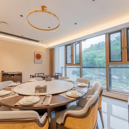 Lujiang Qingxidu B&B (Hefei bathing pool Hot Spring Tourist Resort)