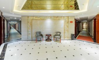 Elan Hotel( Xining Railway Station)