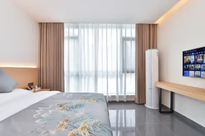 Ganao Yunju (Qianhu Miao Village West Gate Tourist Service Center) Hotels near Nan Meng Village