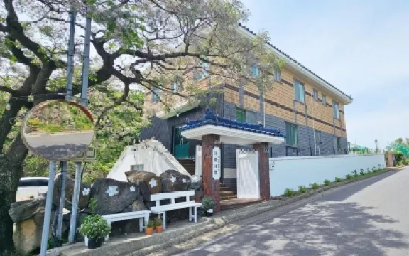 NeorangNarang Guesthouse 鄰近安德溪谷的酒店