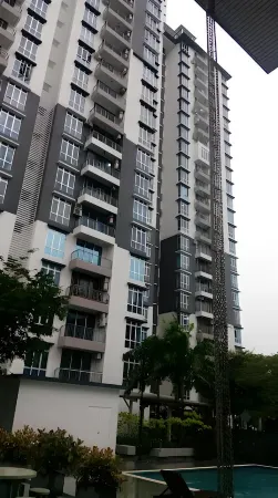 D'Ambience Isotto Suite by Antlerzone Отели в г. Plentong