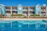 C Mandurah Apartment Resort