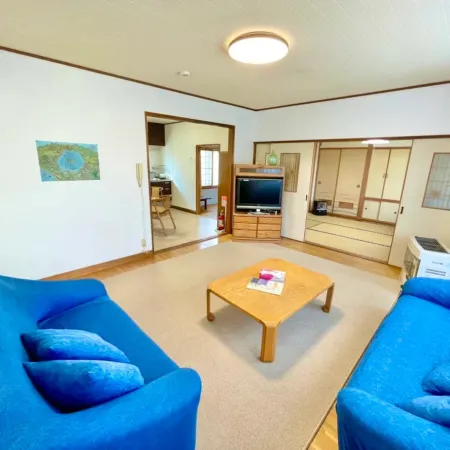 Holiday House Toya
