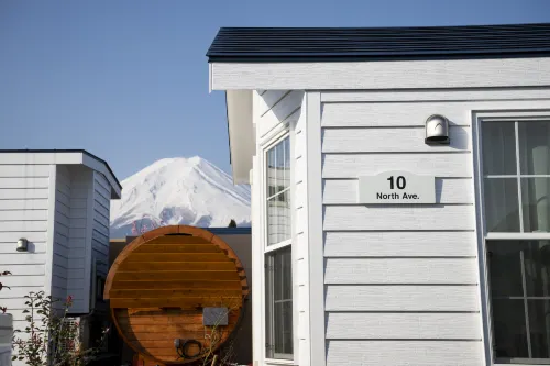Inn the Fuji - parking