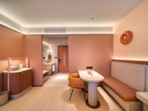 Orange Hotel (Anji Jiuzhou Changshuo Plaza Branch) 安吉のホテル