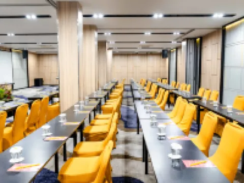 Yello Hotel Samarinda サマリンダのホテル
