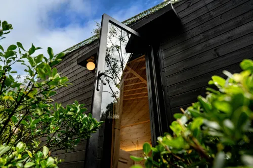 Sanshan Hot Spring Resort Hotel Hotels in Tengchong