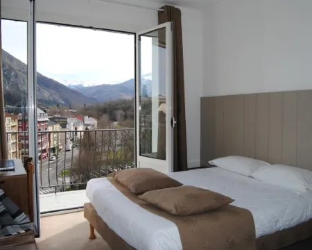 Adonis Lourdes - Notre Dame de la Sarte Hotels in Hautes-Pyrenees