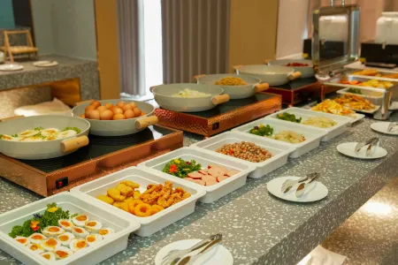 Aifei Hotel (Zibo Baquju Railway Station Branch) Отели рядом со станцией Zibo Railway Station