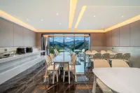 Yibin Ruijing Boutique Hotel (Sanjiangkou CBD · Changjiang Mansion Branch)