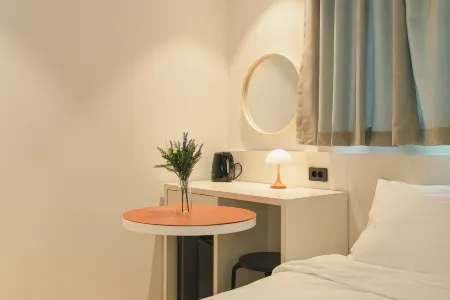 Guri Hotel down Отели в г. Кури