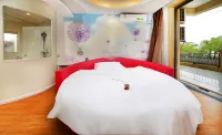 Delicacy and Warm·Gardenia Blossom Hotel (Xiantao Xiaonan) - balcony