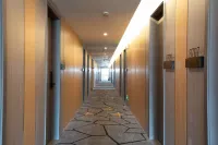 Huanan Hotel
