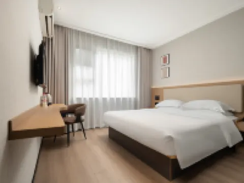 Yiduo Hotel (Binyang Liwo Plaza Fenghuanghu Park Branch) Hotels in Binyang