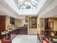 Best Western Plus Hotel Sydney Opera Hotels near Auber Station
