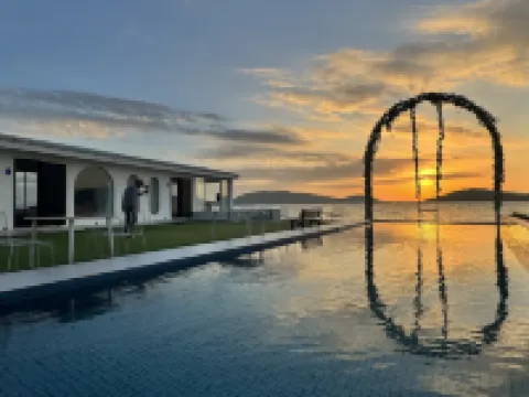 Manhua Island Lake View Homestay