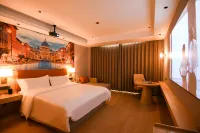 Lingshou Zhongshan Hotel