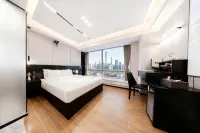 R&F · Stanley | Luminous·Noble Mansion (Zhujiang New Town Tiyu West Road, Guangzhou)