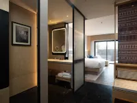 Courtyard by Marriott Liuzhou Sanjiang - Gym