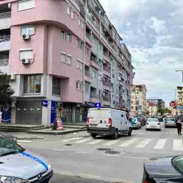 Apartments FANTASY with Free Parking Hotel Exterior