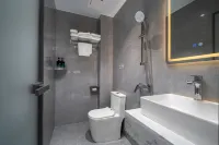 Shiyu Smart Hotel (Guilin High-Speed Railway North Station)