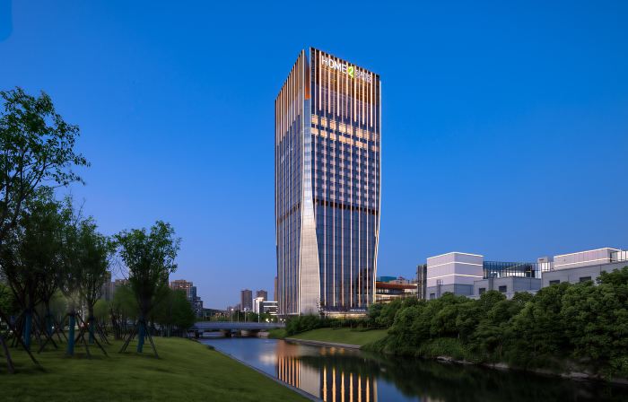 HOME2 SUITS BY HILTON NINGBO HANGZHOU BAY NEW AREA