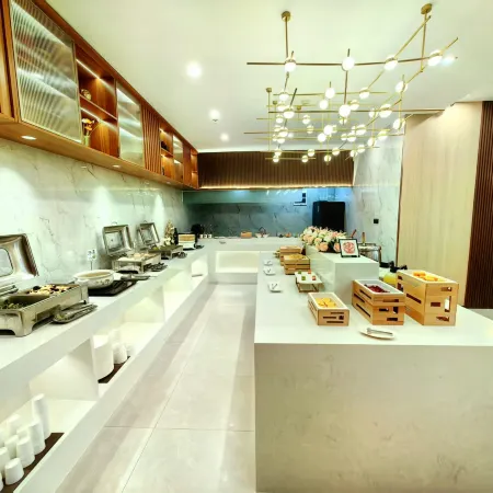 IU Hotel (Zibo Liuquan Road Branch Eight Bureau Branch)