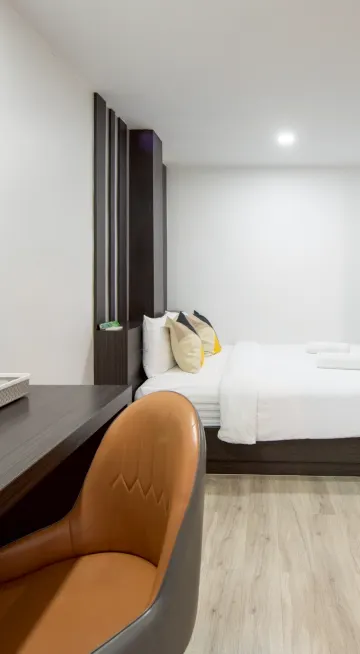 ห้องซูพีเรียร์ เตียงใหญ่ 1 เตียง