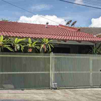 Private Indoor Pool Zoo Villa near Zoo Negara, Ampang KL Hotel Exterior