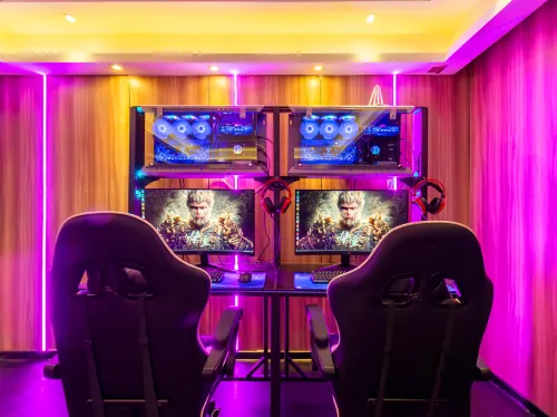 Back Street Esports Hotel