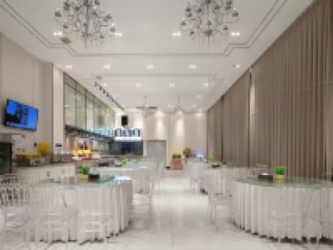 Vienna International Hotel (Yuanling Bus Station) Hotels in Yuanling