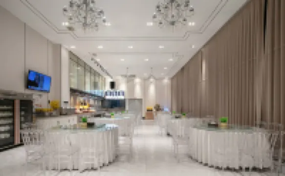 Vienna International Hotel (Yuanling Bus Station)