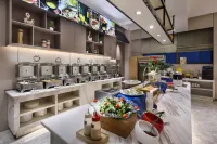 Ease Hotel · Zhi (Yichang Three Gorges Visitor Center Binjiang Wanda) - Aamiainen