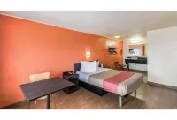 Motel 6 Kalamazoo, MI - 2-Star