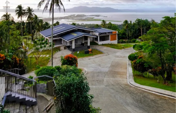 卡利拉亞高地度假村和活動場所