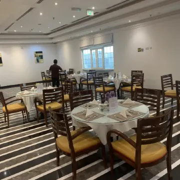 Royal Mirage Hotel and Apartments