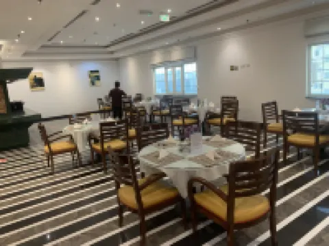 Royal Mirage Hotel and Apartments