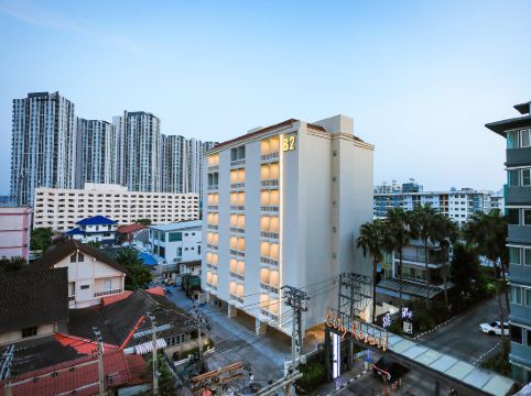 โรงแรมบีทู ห้วยขวาง บูทีค แอนด์ บัทเจท