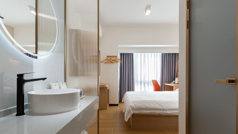 Cheng Yi Hotel