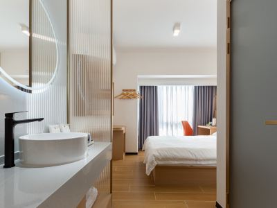 Cheng Yi Hotel