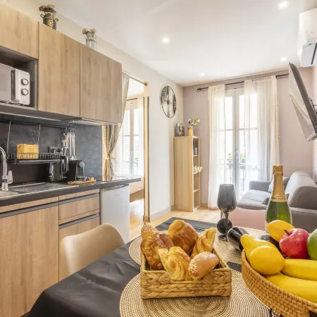 ADIRA Marseille Montgrand 2 étoiles