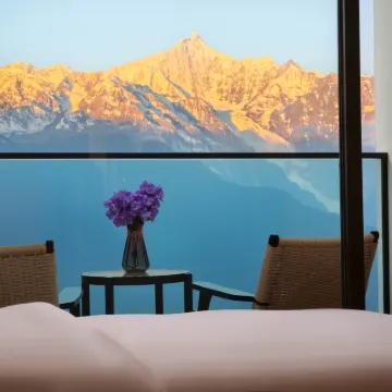 拉登思諾智能彌散供氧民宿(飛來寺景區店) 飛來寺附近的飯店